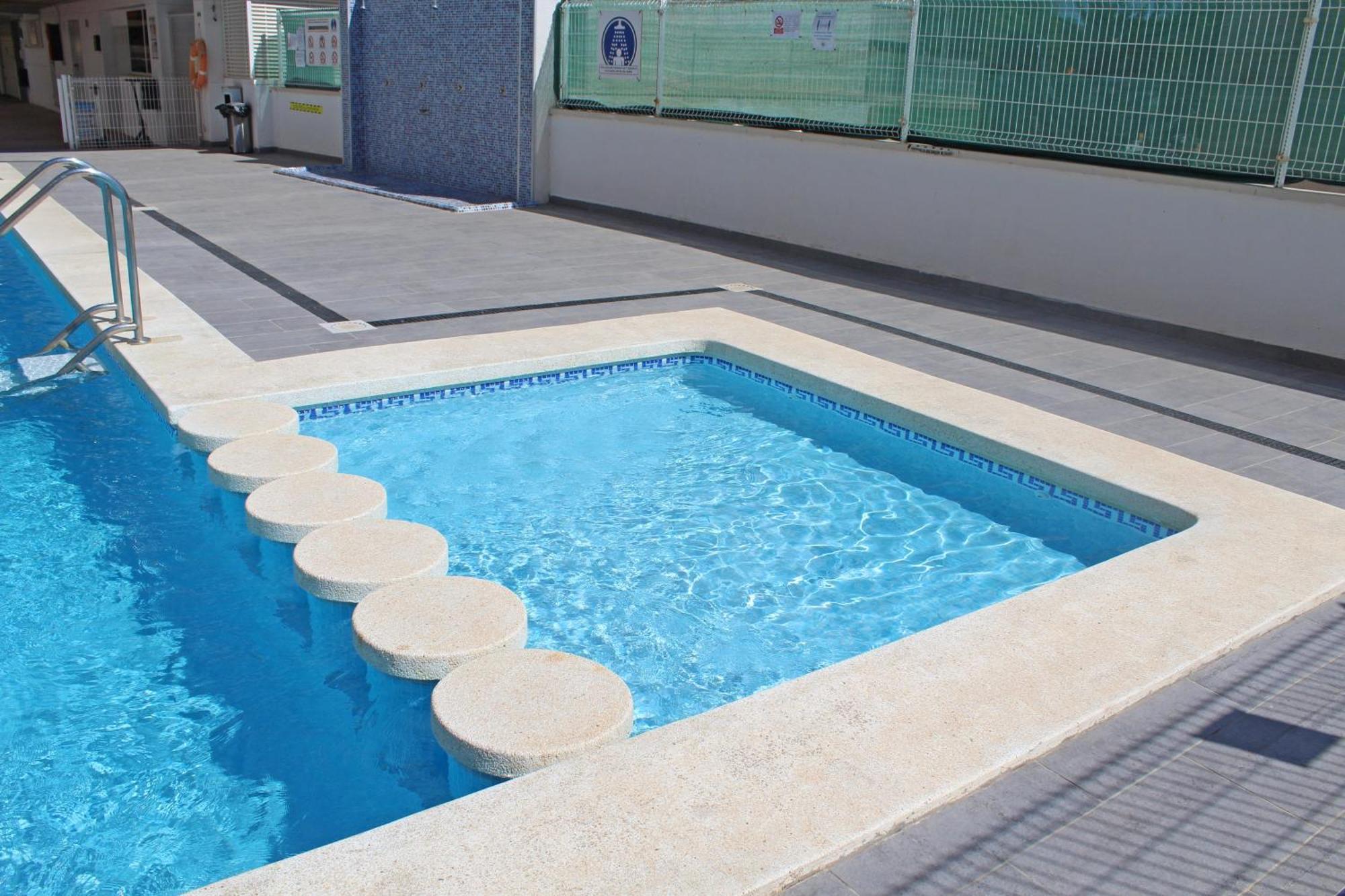 Apartamentos Oropesa Del Mar Suites 3000 Eksteriør bilde